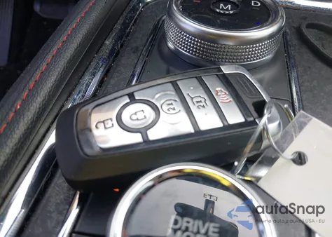 2023 Ford Expedition Limited z USA, uszkodzony, nr VIN 1FMJU2A84PEA53365